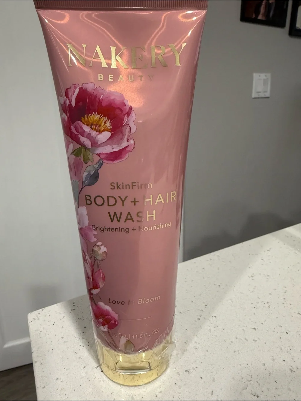 Nakery Beauty SkinFirm Body + Hair Wash — Pink